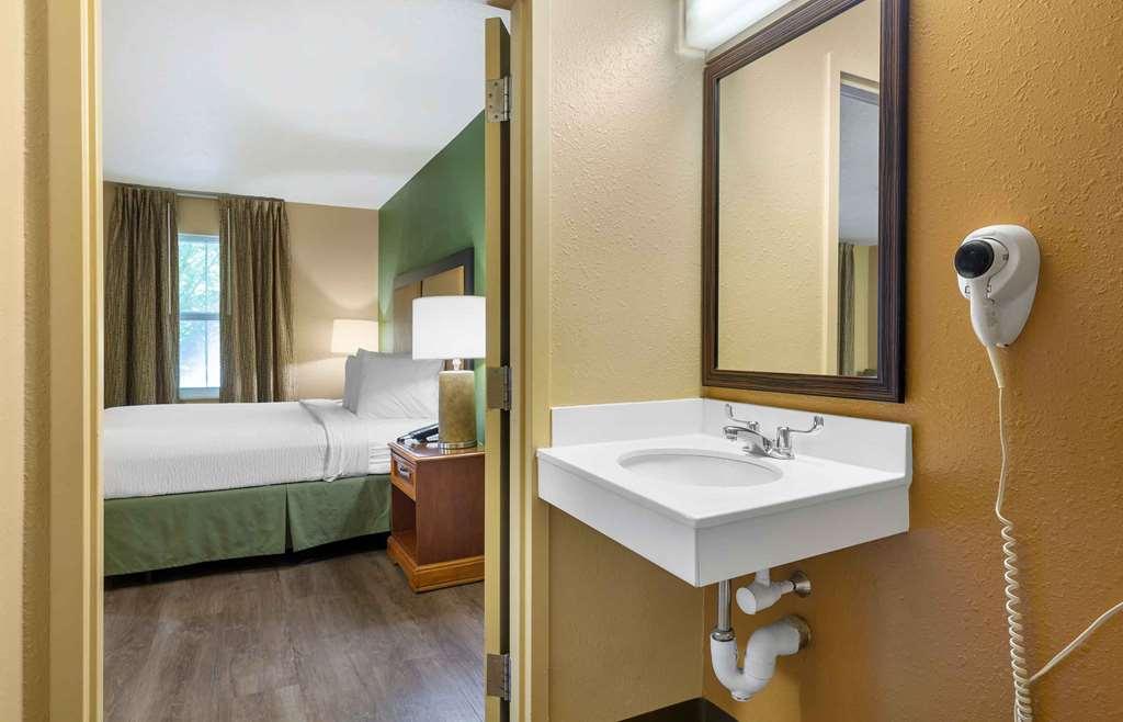Extended Stay America Suites - Boston - Westborough - East Main Street Стая снимка